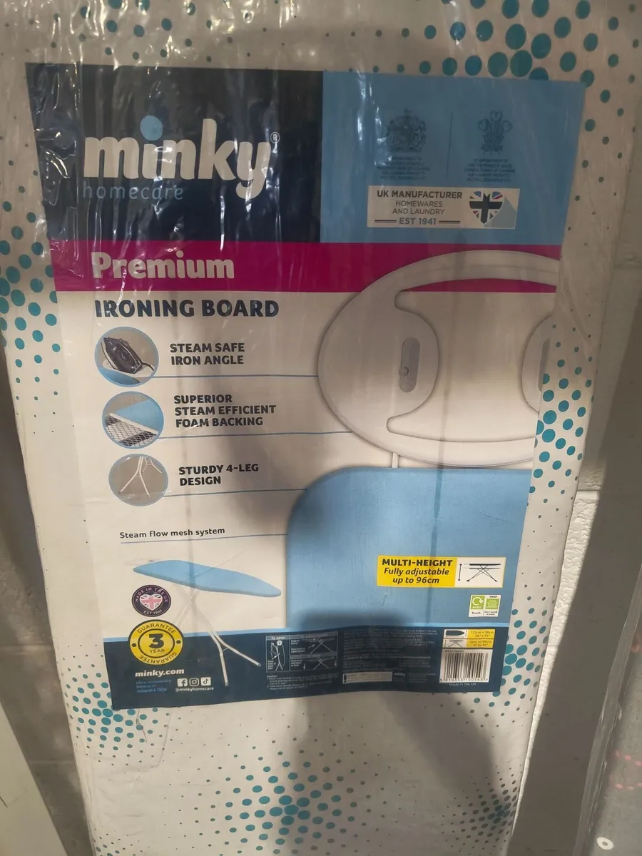 New Minky Iron boards &  Curtin poles. ladder - Image 3