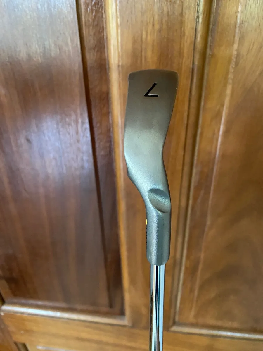 Ping G15 7 iron Regular flex As New condition - Image 3