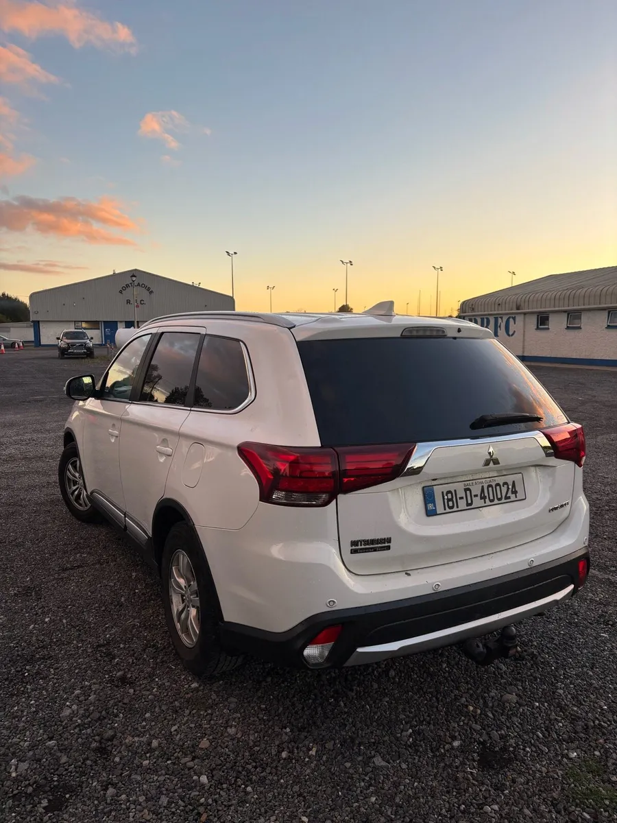 Mitsubishi Outlander 2018 - Image 3