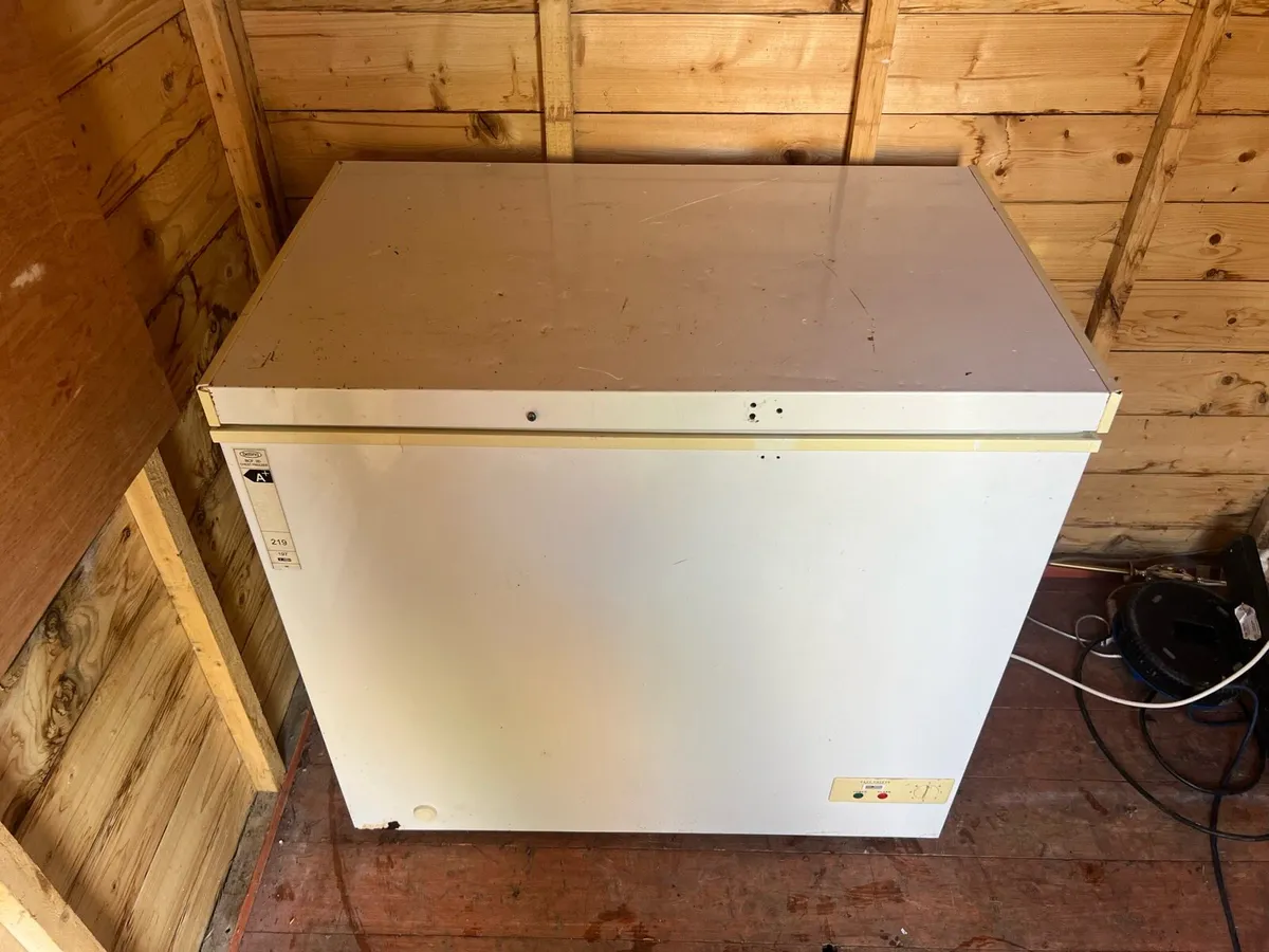 Chest freezer - Image 1