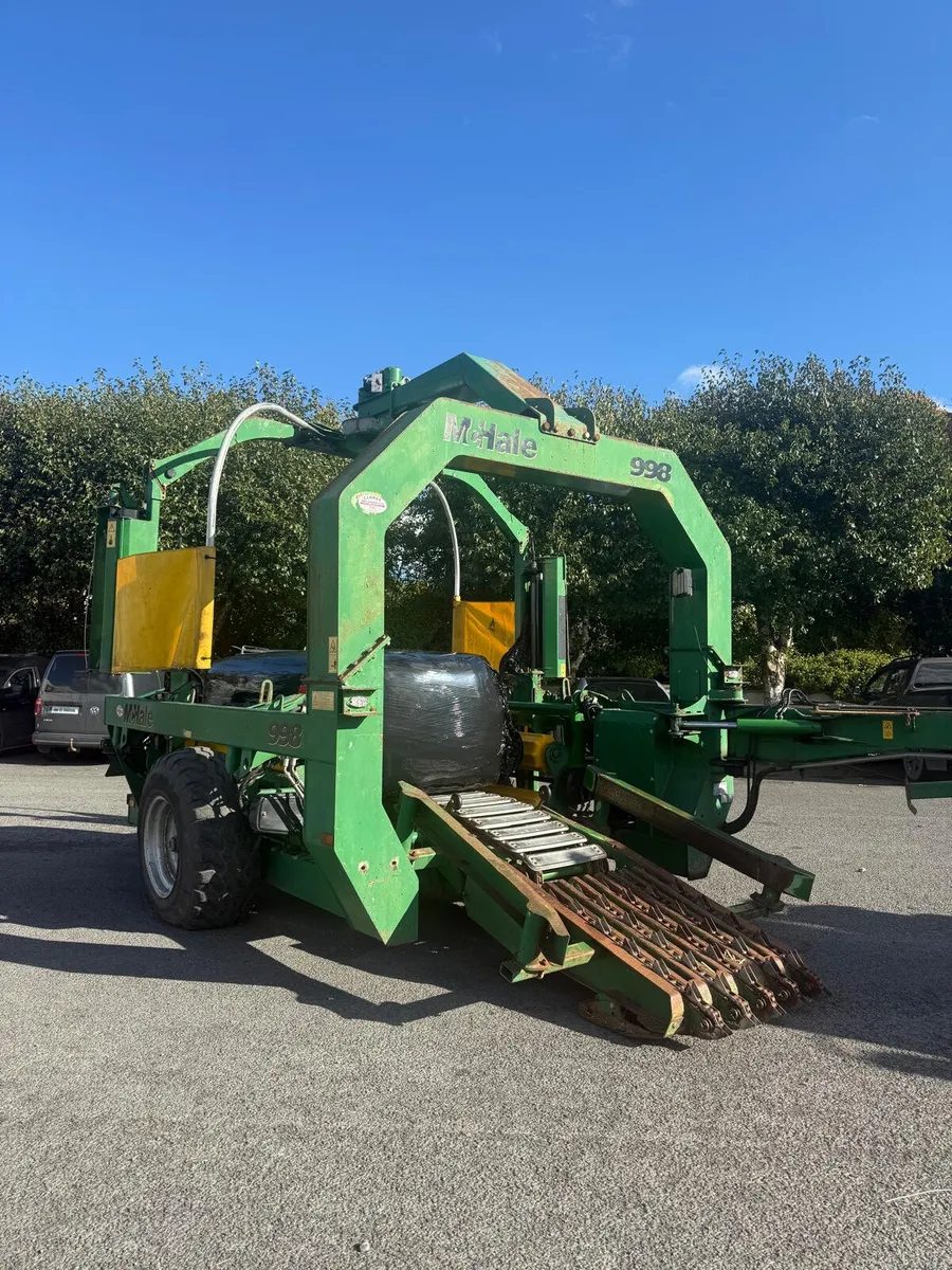 McHale 998 Square Bale Wrapper - Image 1
