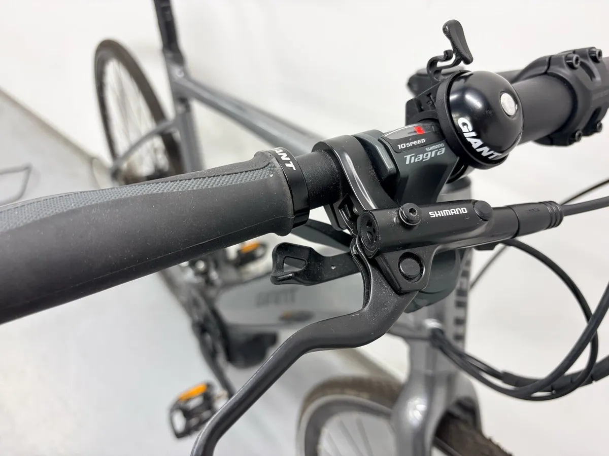 Giant Fastroad E+2 Electric Bike - Image 3