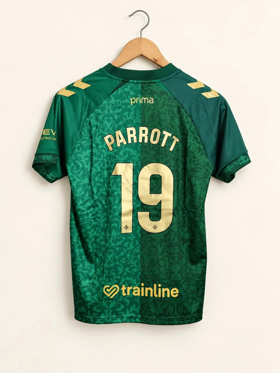 Real Betis Troy Parrott away kit - Image 2