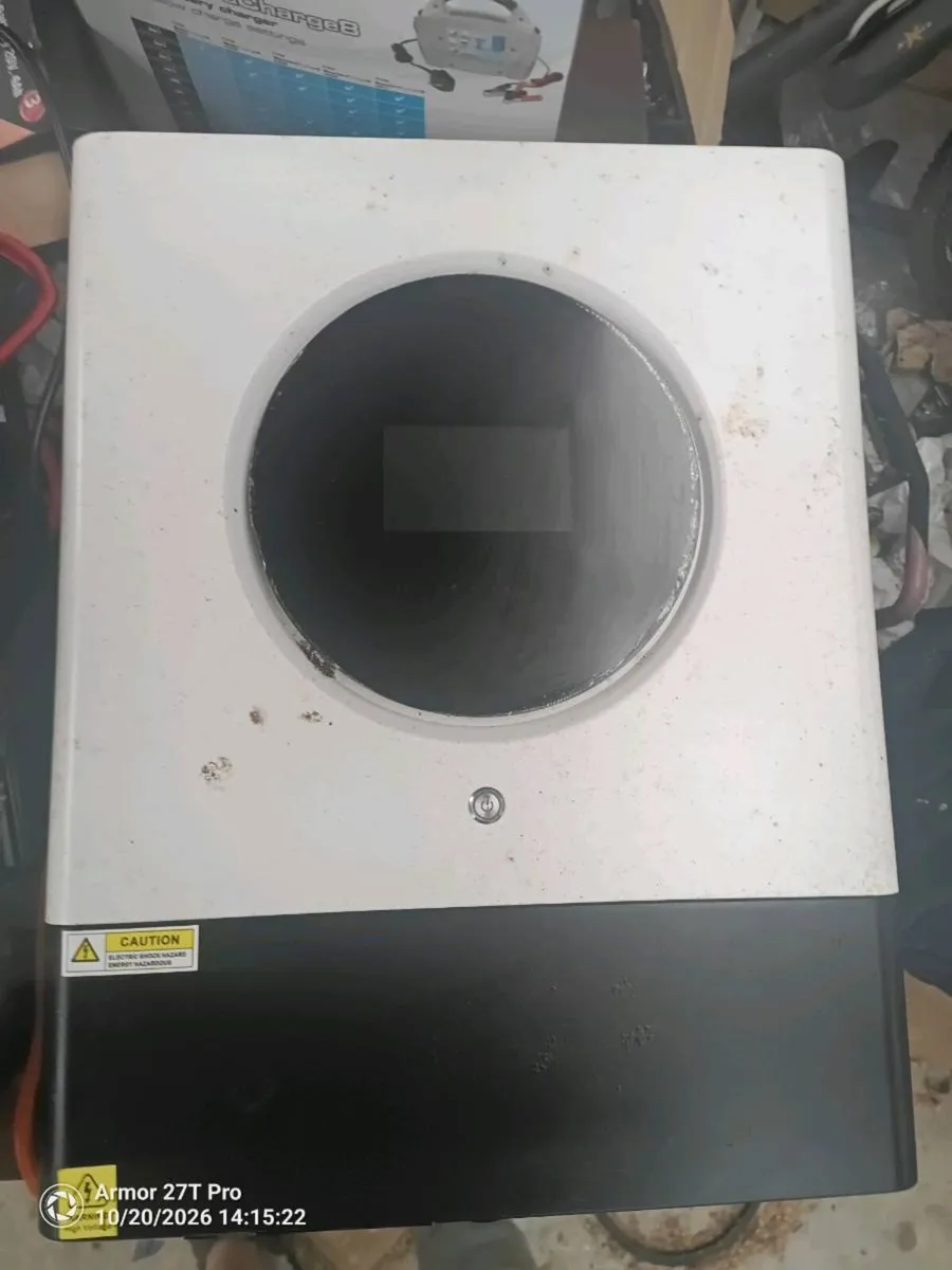 Hybrid Inverter 11kW 2x5500W Solar input mppt 48v - Image 1