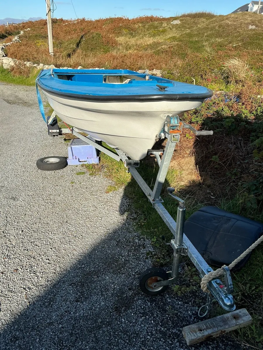 13 ft 9 in boat in good condition - Image 4