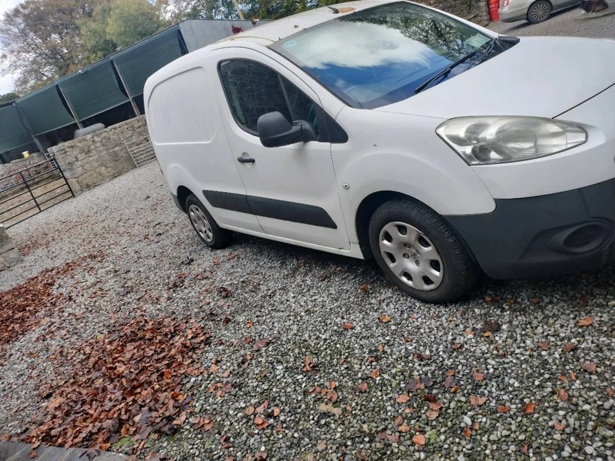 2013 Peugeot Partner - Image 3