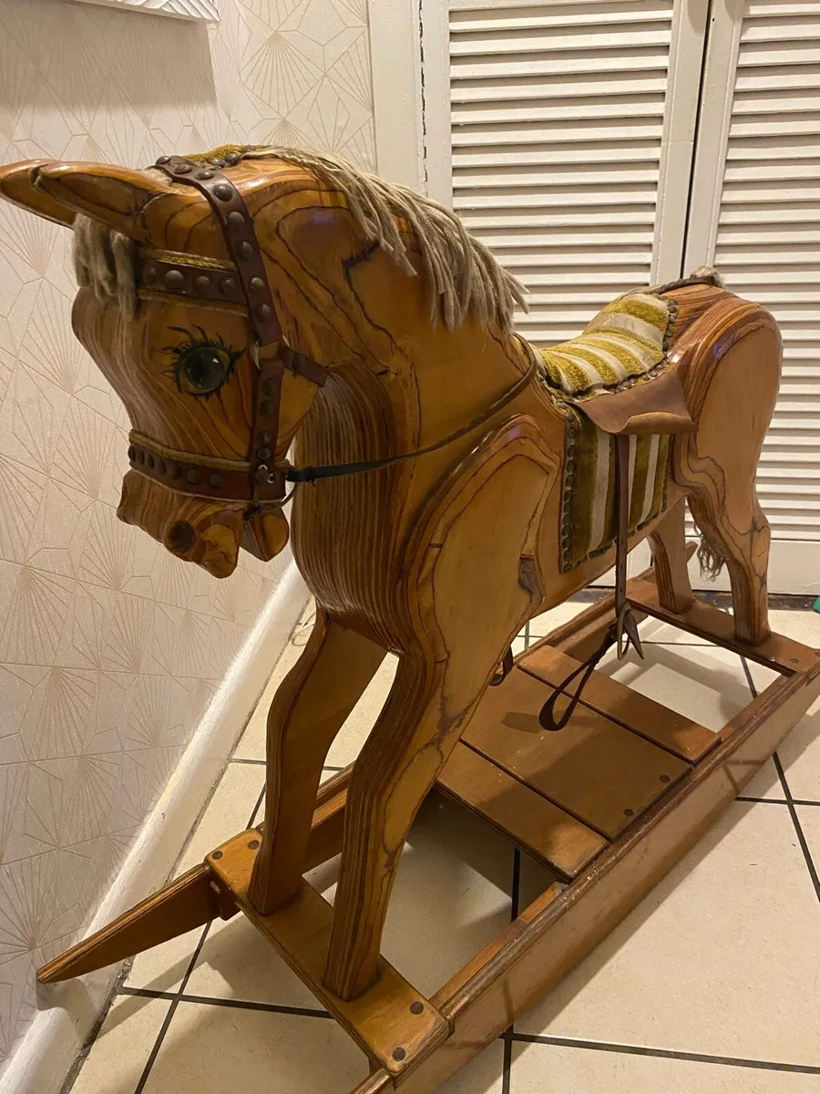 Rocking horse - Image 1