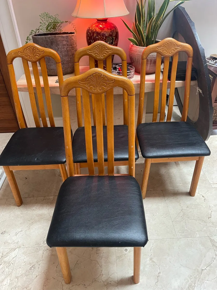 4 x Gorgeous Leather Padded Kitchen Dining Chairs - Image 1
