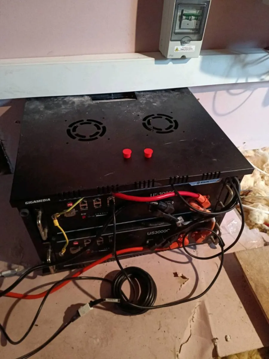 2x Pylontech US3000C