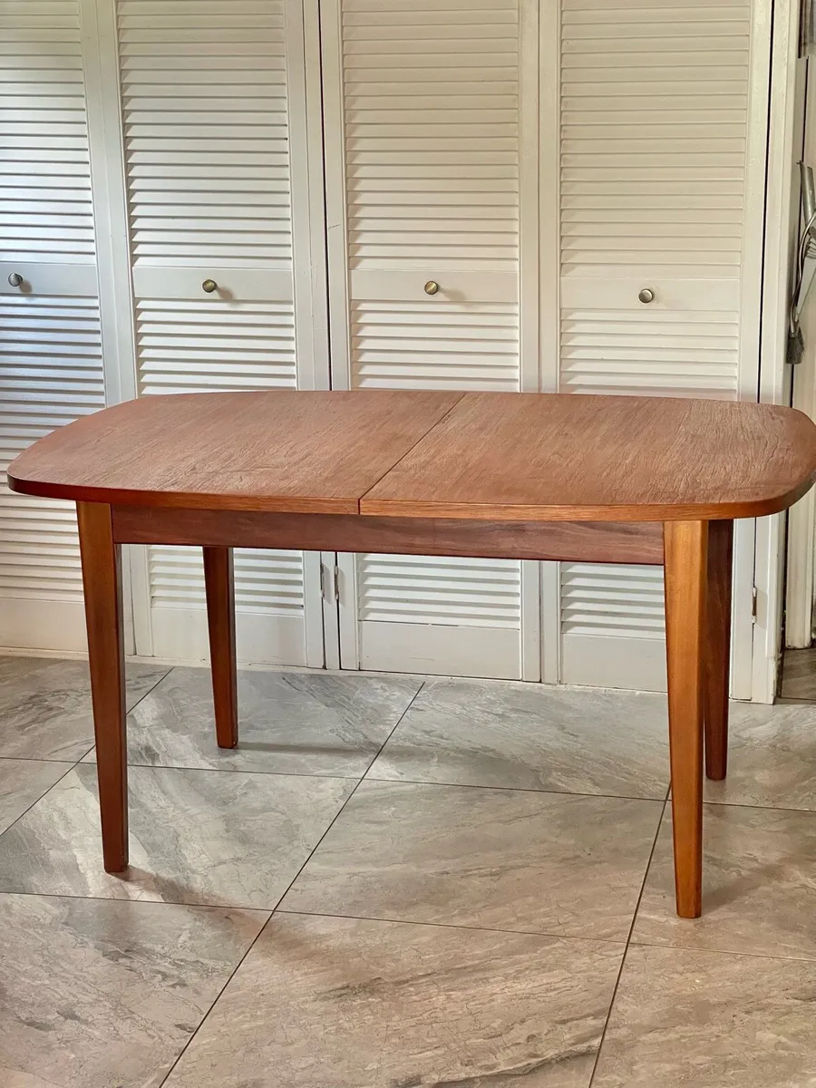 Mid century dining - Image 4