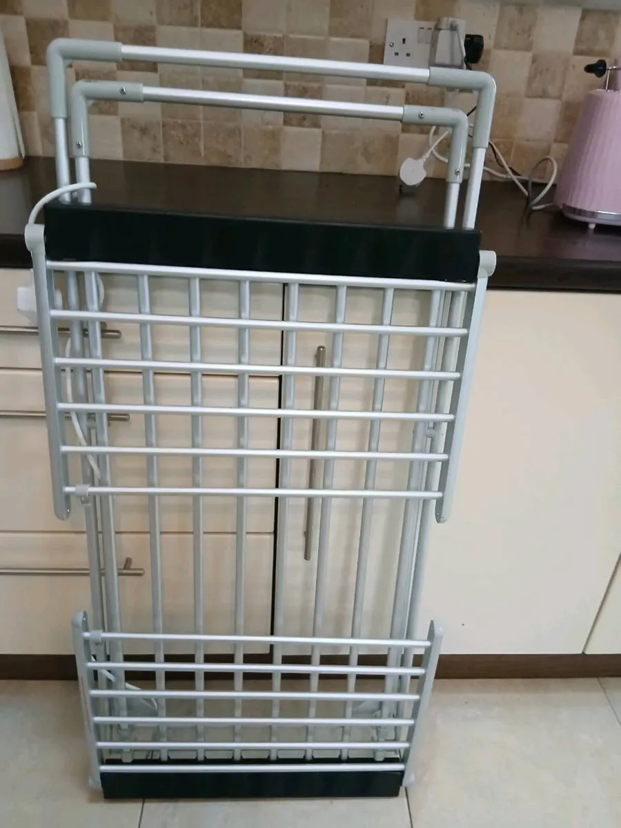 CLOTHES AIRER ELECTRIC NEW - Image 1