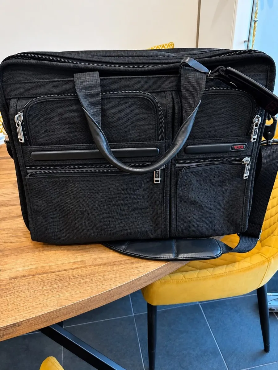 TUMI laptop bag - Image 2