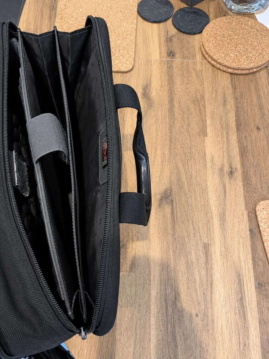 TUMI laptop bag - Image 3