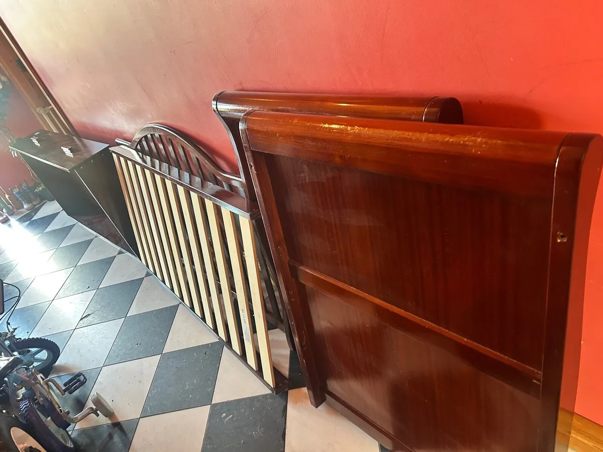 Sleigh cot/bed - Image 3
