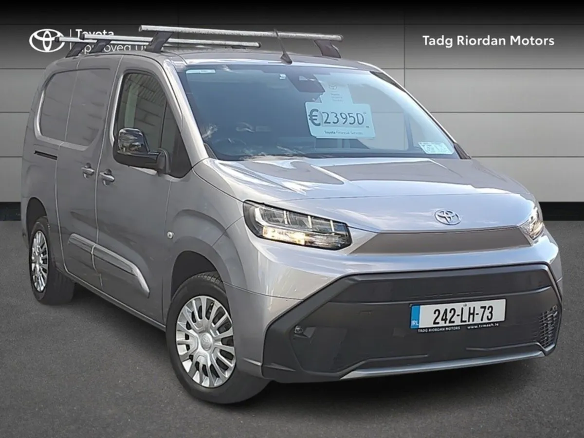 Toyota Proace City 1.5 GX LWB (price includes VAT) - Image 1