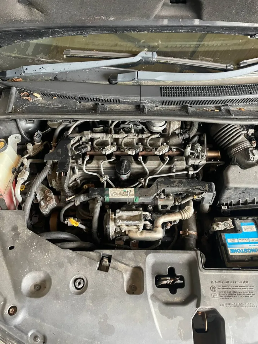 Breaking/Parts Toyota Avensis D4D 2L 2009-2015 - Image 4