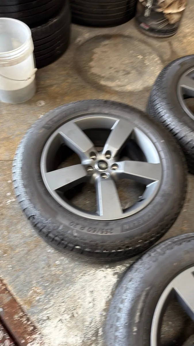 Landrover Defender 20” Wheels - Image 3