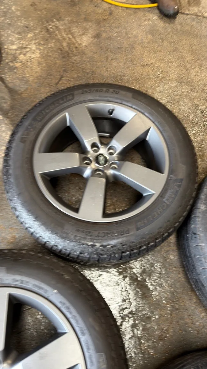 Landrover Defender 20” Wheels - Image 2