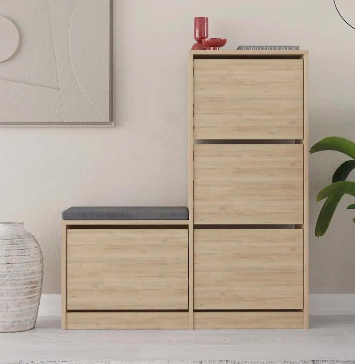 Shoe cabinet - Image 1
