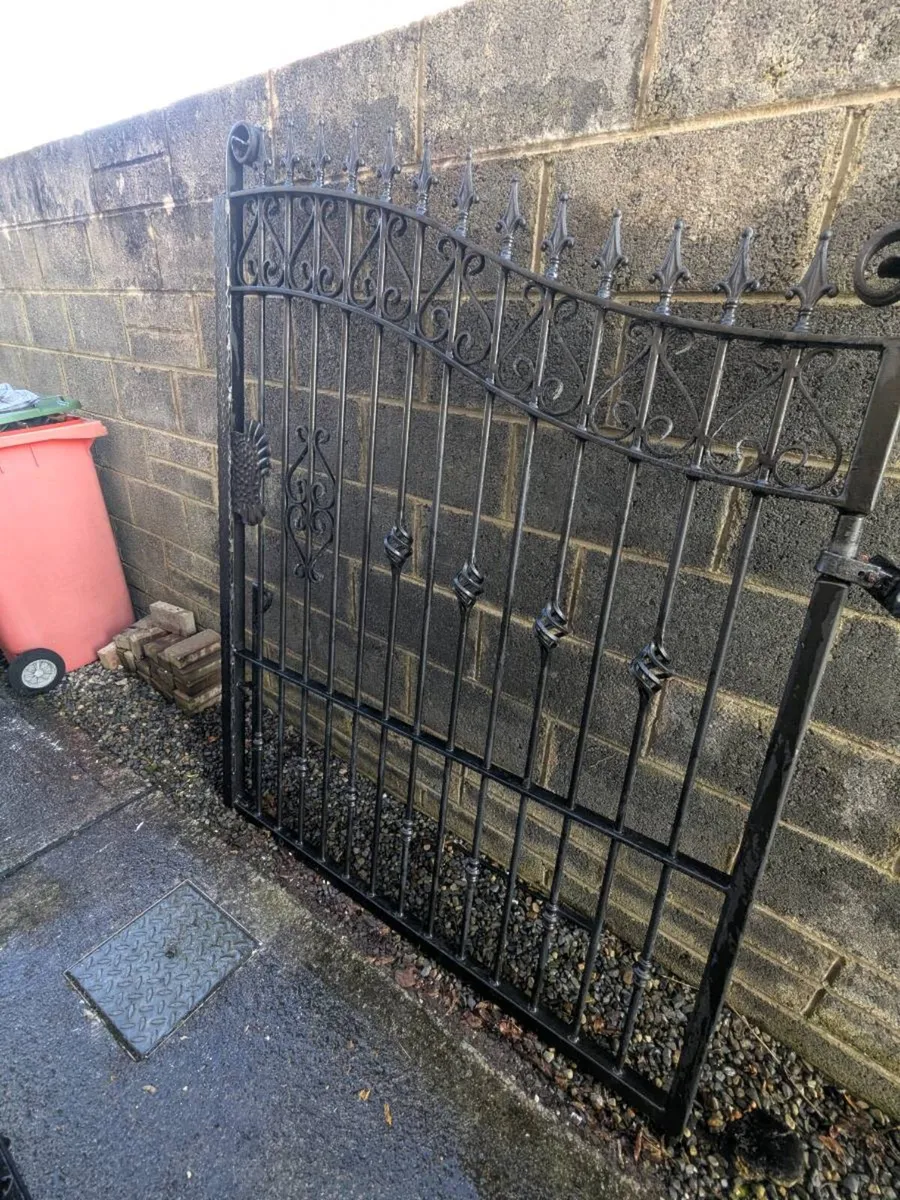 Cast Iron Gates for sale - Image 3