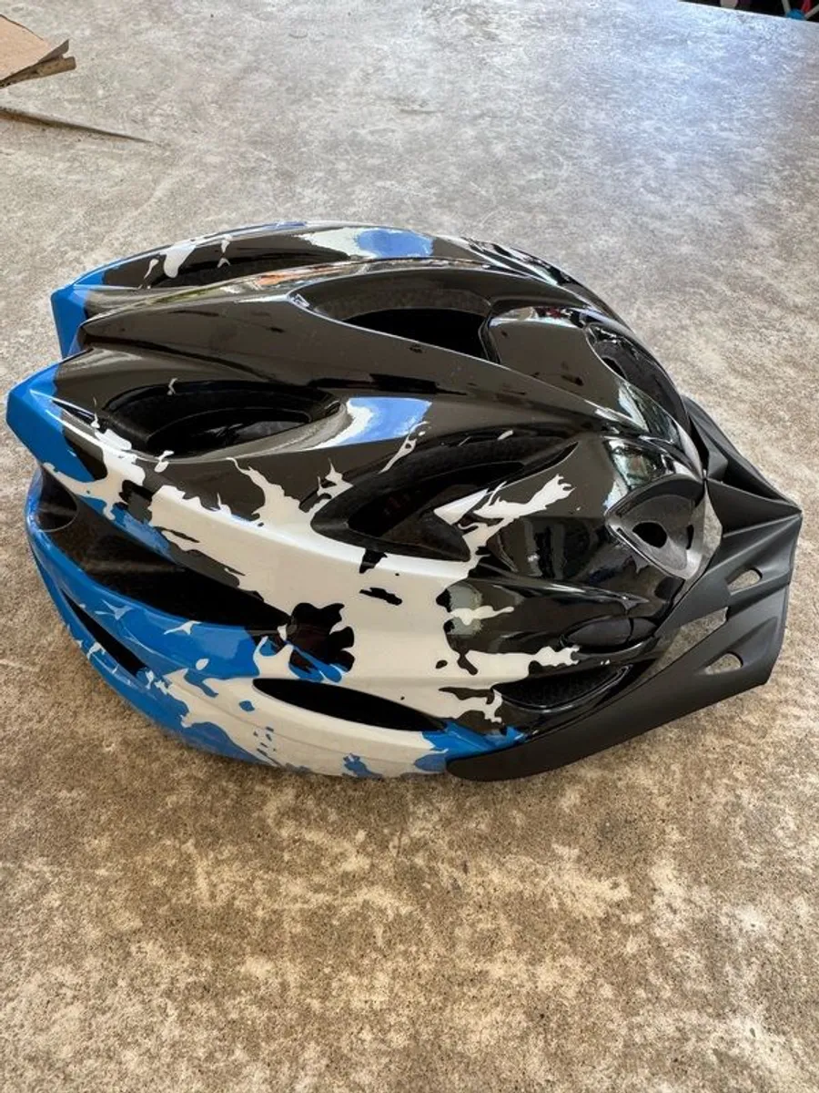 Kids Bike Helmet - Image 1