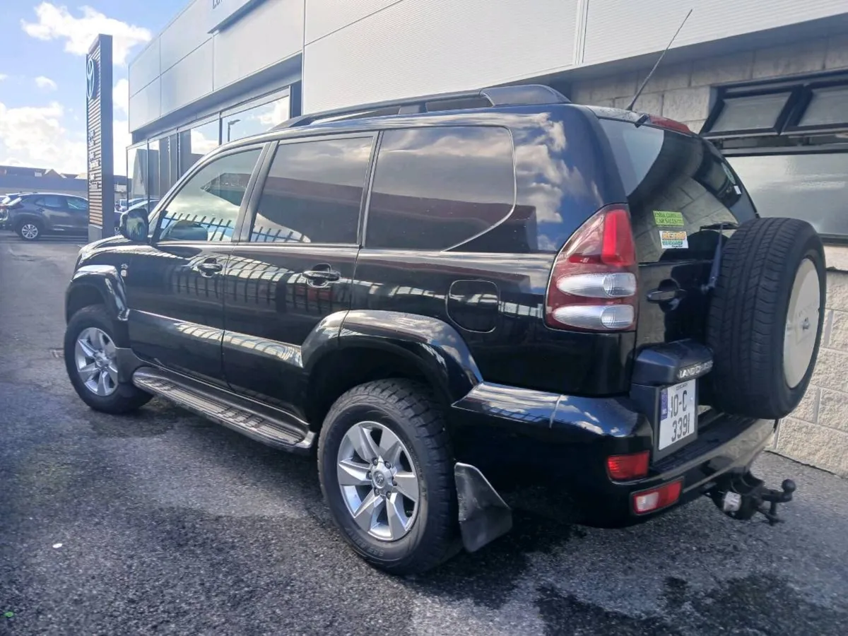 TOYOTA LAND CRUISER LWB (2010) NEW DOE O7/27 LIKE - Image 2