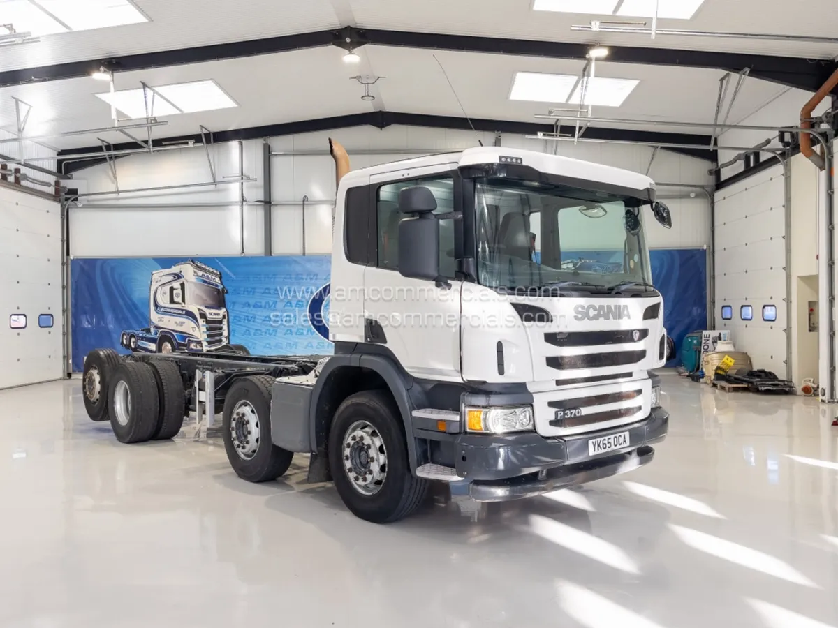 2015 SCANIA P370 CHASSIS CAB - Image 1
