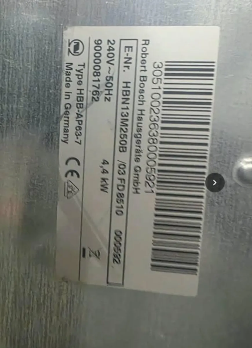 Bosch Built in Double Oven - Image 2