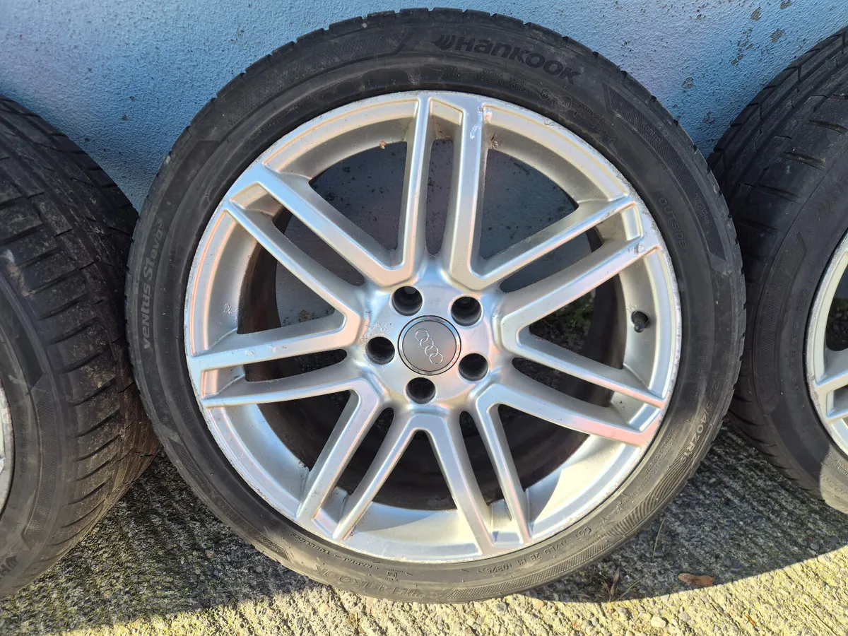 4 | Audi 19" Alloys with Hankook255/40/ZR19 Tyres - Image 1
