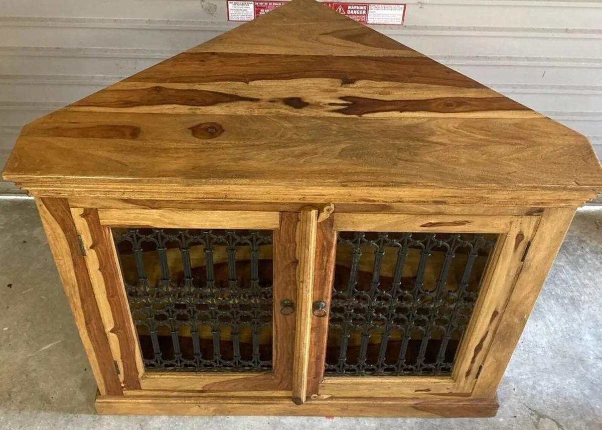 Sheesham TV Cabinet - Image 1