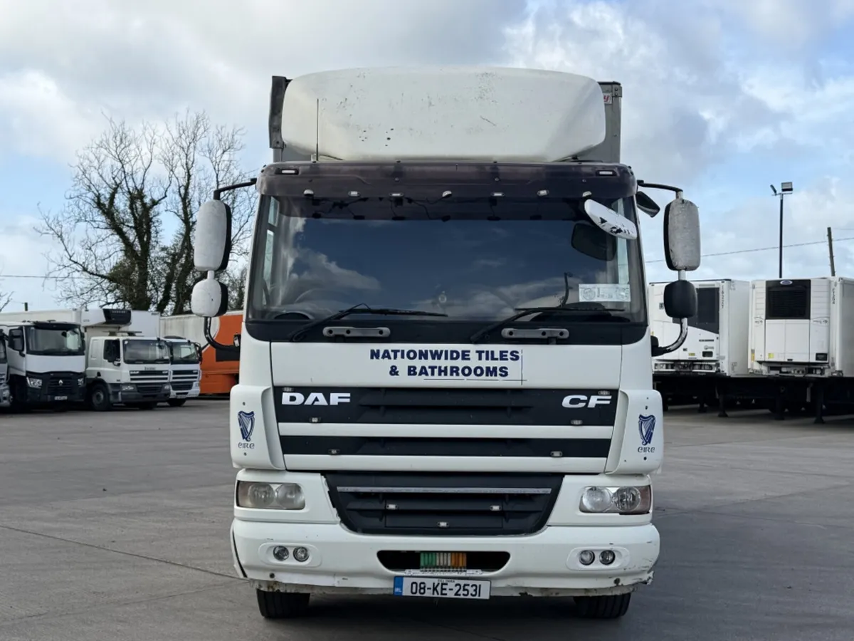 2008 DAF CF 65 220 BOX VAN 4X2 18 TONNE GVW - Image 2