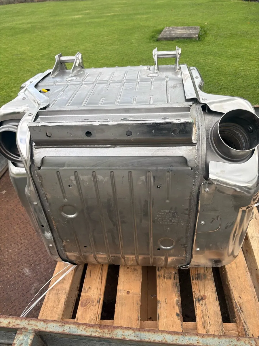 Iveco Euro 6 exhaust filter - Image 1