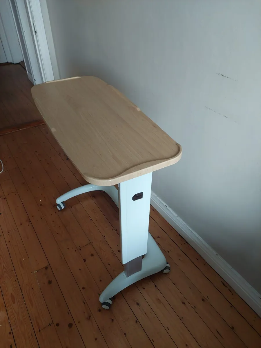 Bed table with wheels - Image 2