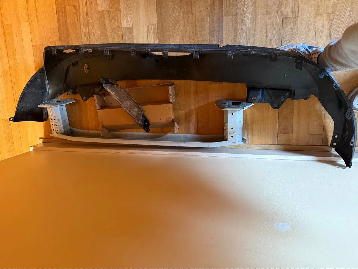 Toyota CHR Bumper + Lamp - Image 2