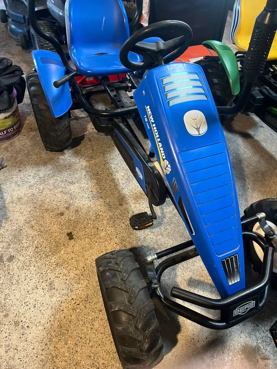 Berg tractor go kart and accessories - Image 2