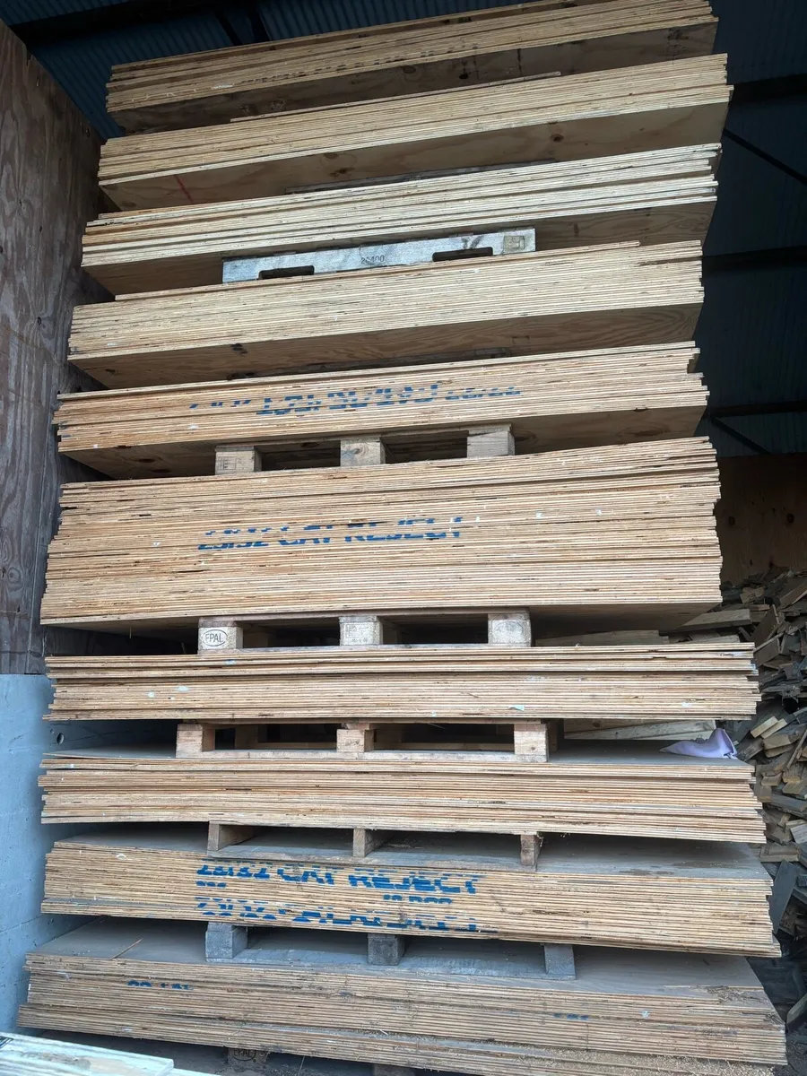 Ply wood