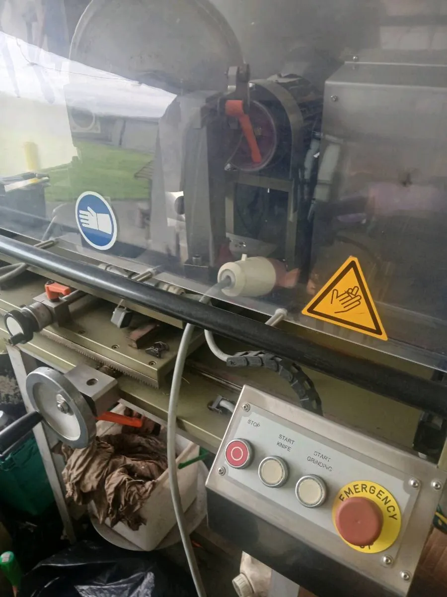Circular knife  Sharpening Machine. - Image 2