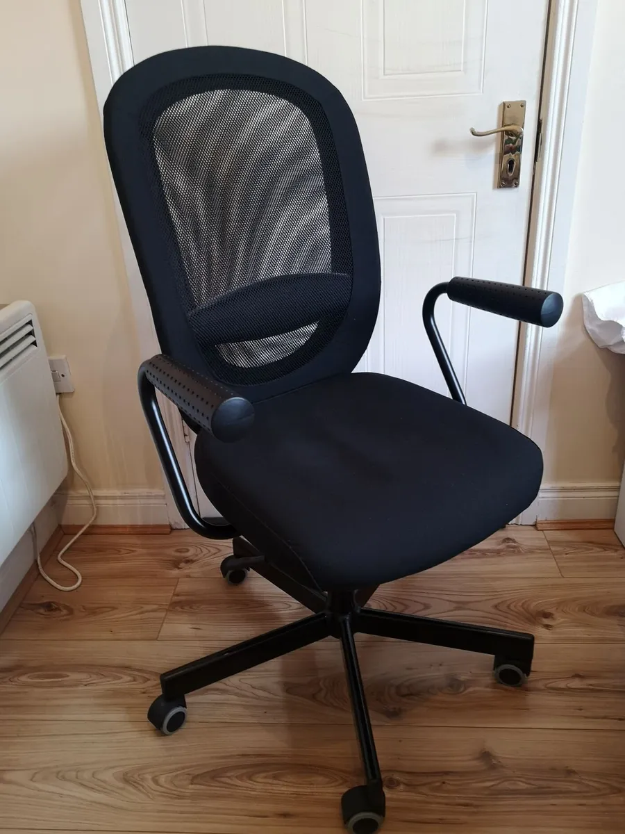 Office chair - Image 1