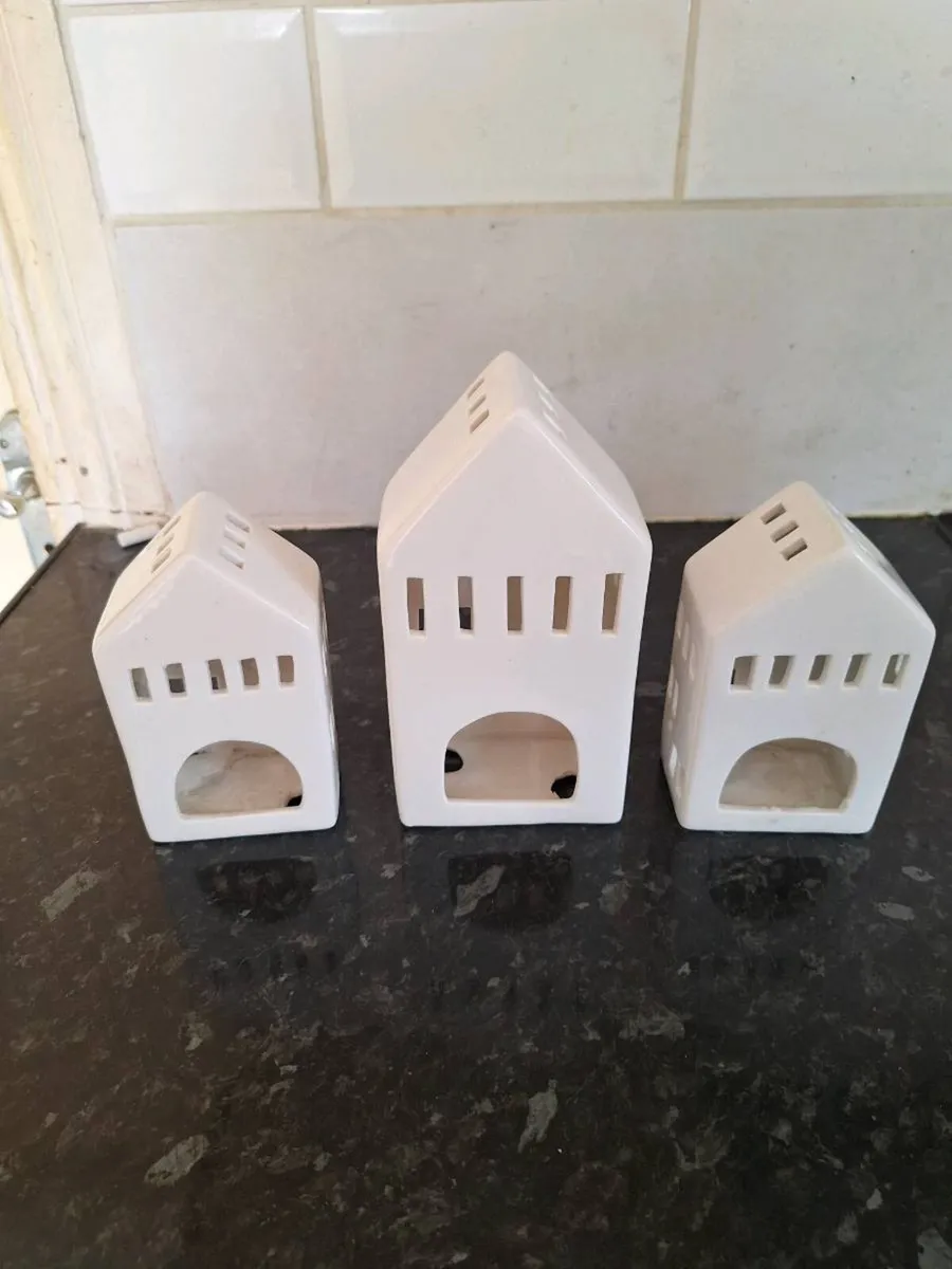 Three lovely ceramic tea light holders - Image 2