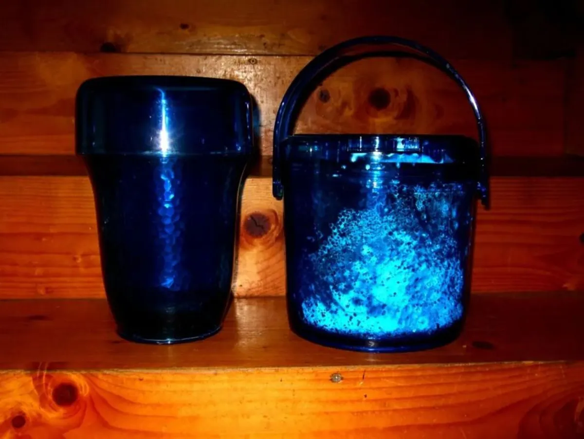 Pristine Vintage Blue Ice Bucket Trilogy Set - Image 1