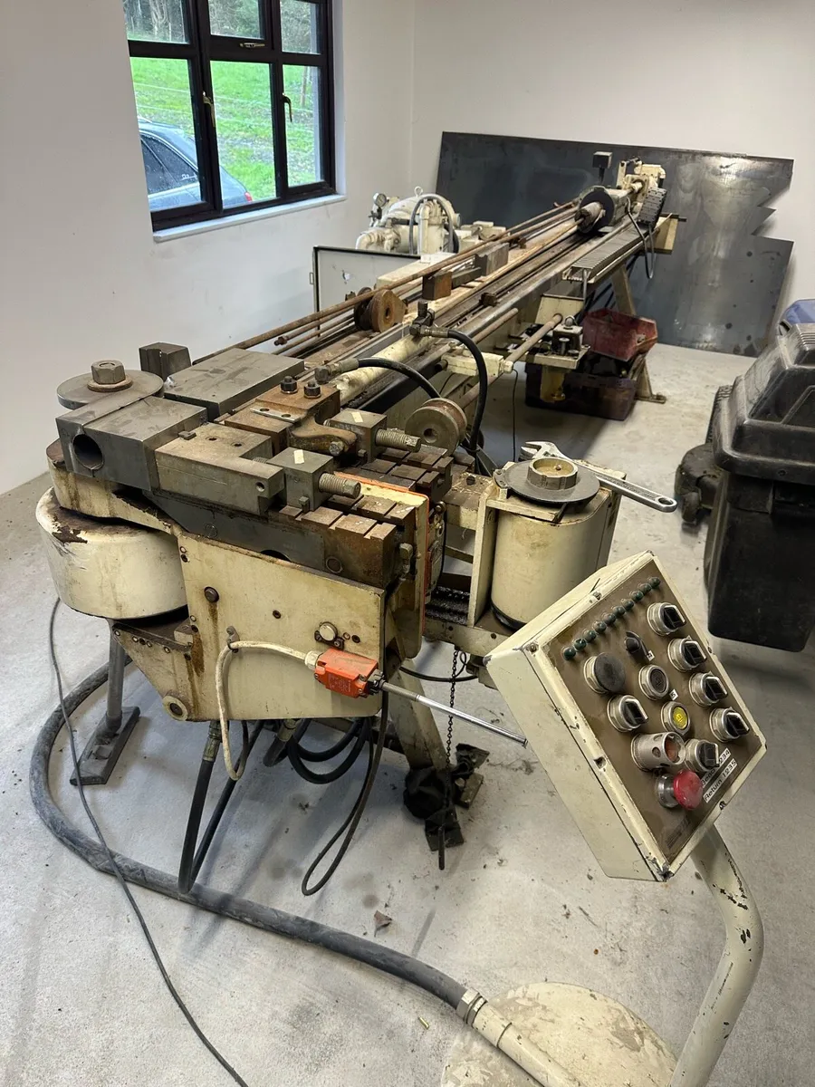 Tube Bender - Image 1
