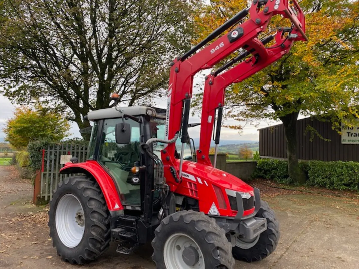 2014 Massey Ferguson 5610 Dyna-4 c/w 946 Loader - Image 3