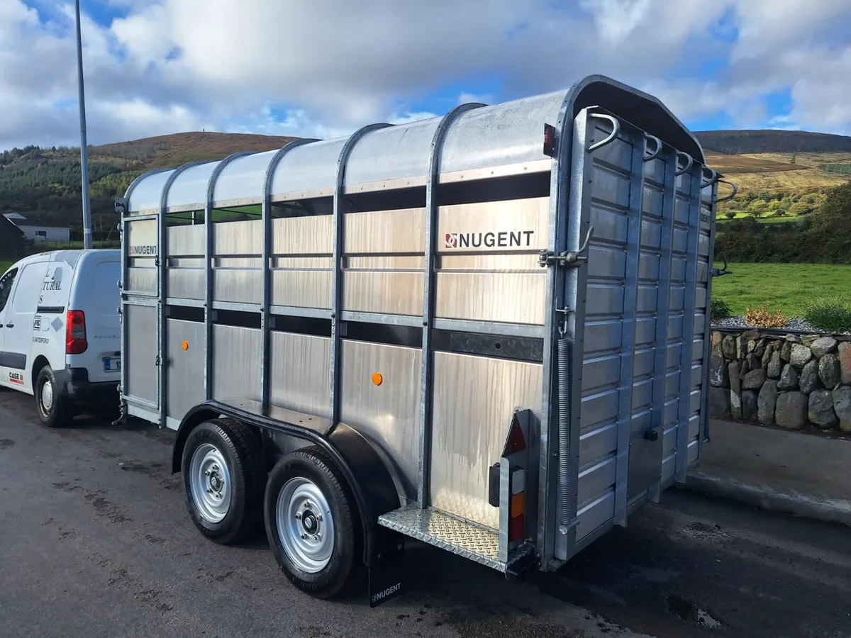 New Nugent 12 Ft  x 6 Ft  Cattle Box - Twin Axle - Image 4