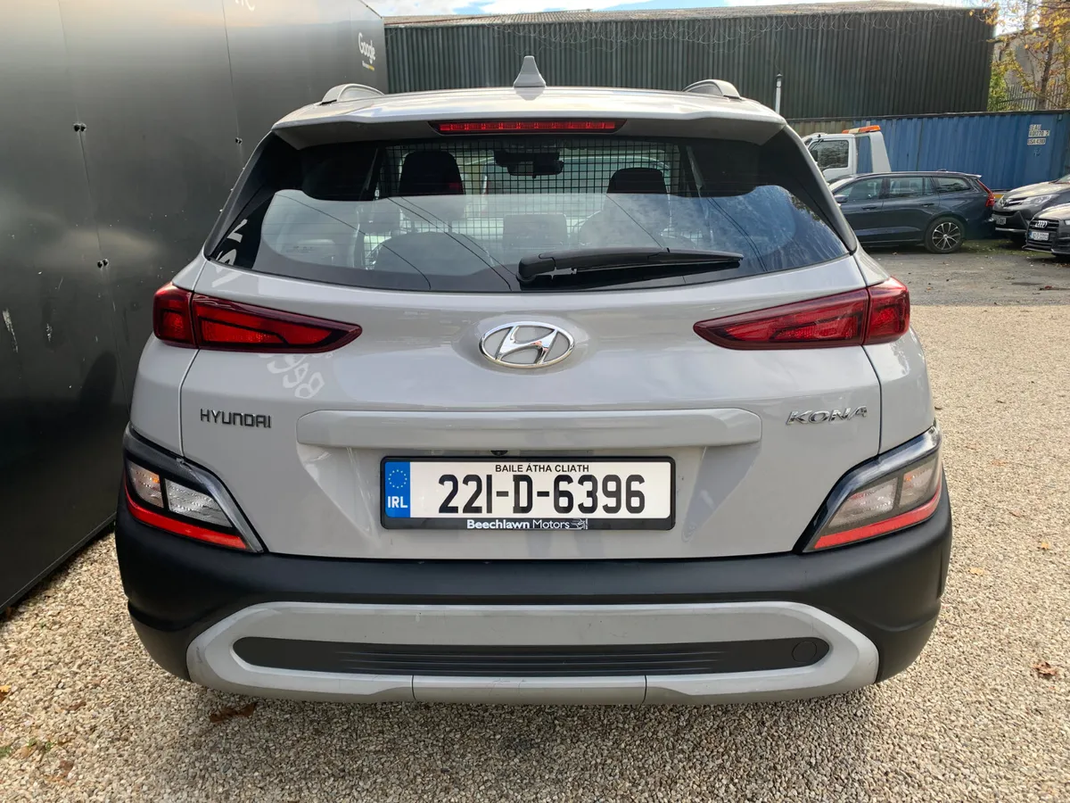 HYUNDAI KONA 1.6 CRDI COMFORT COMMERCIAL - Image 4