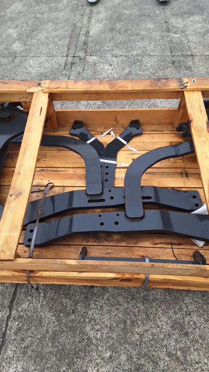 STOLL loader brackets - Image 3