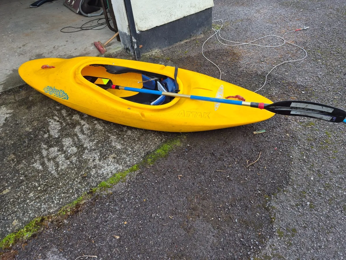 Kayak for sale - Image 3