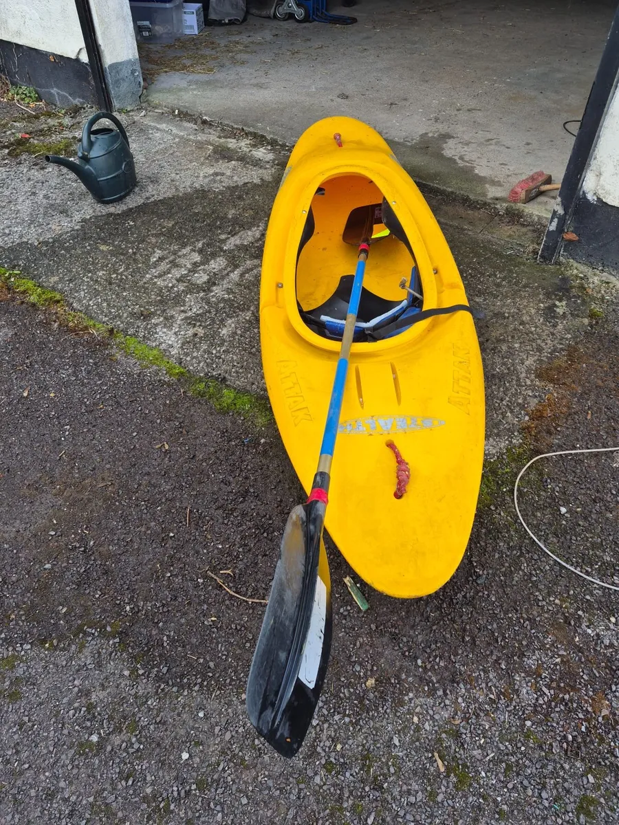 Kayak for sale - Image 2