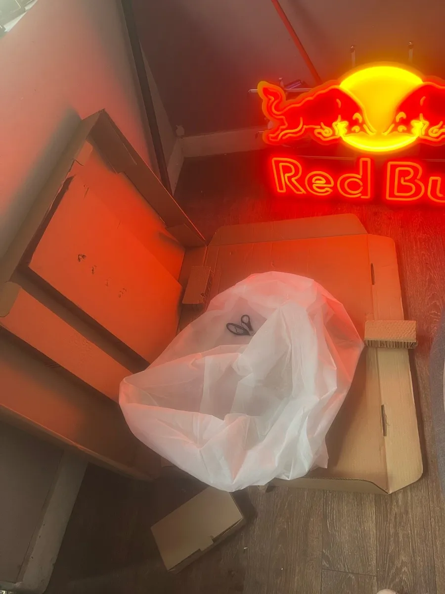 Red Bull light up neon sign - Image 4