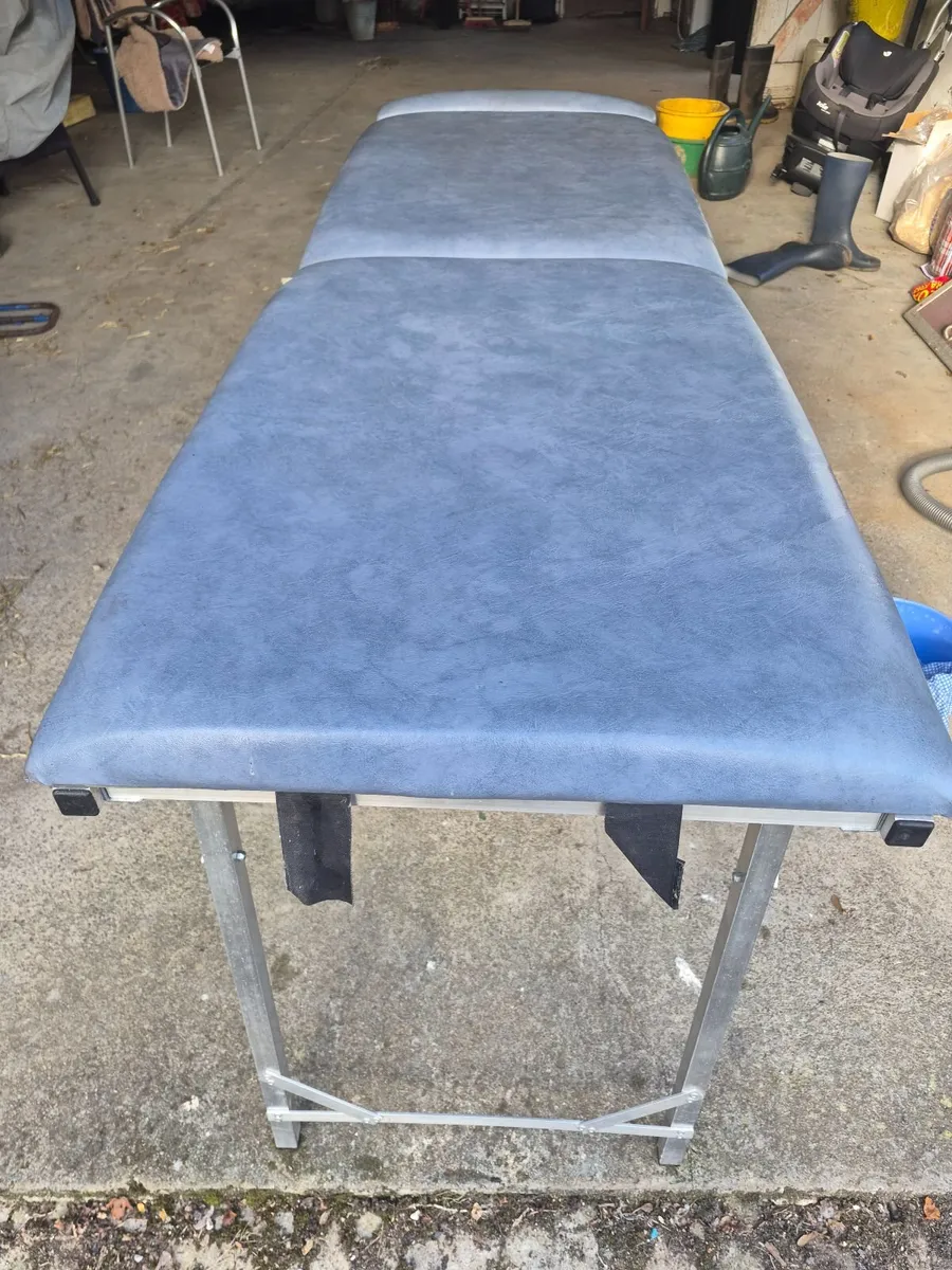 Massage bed - Image 1
