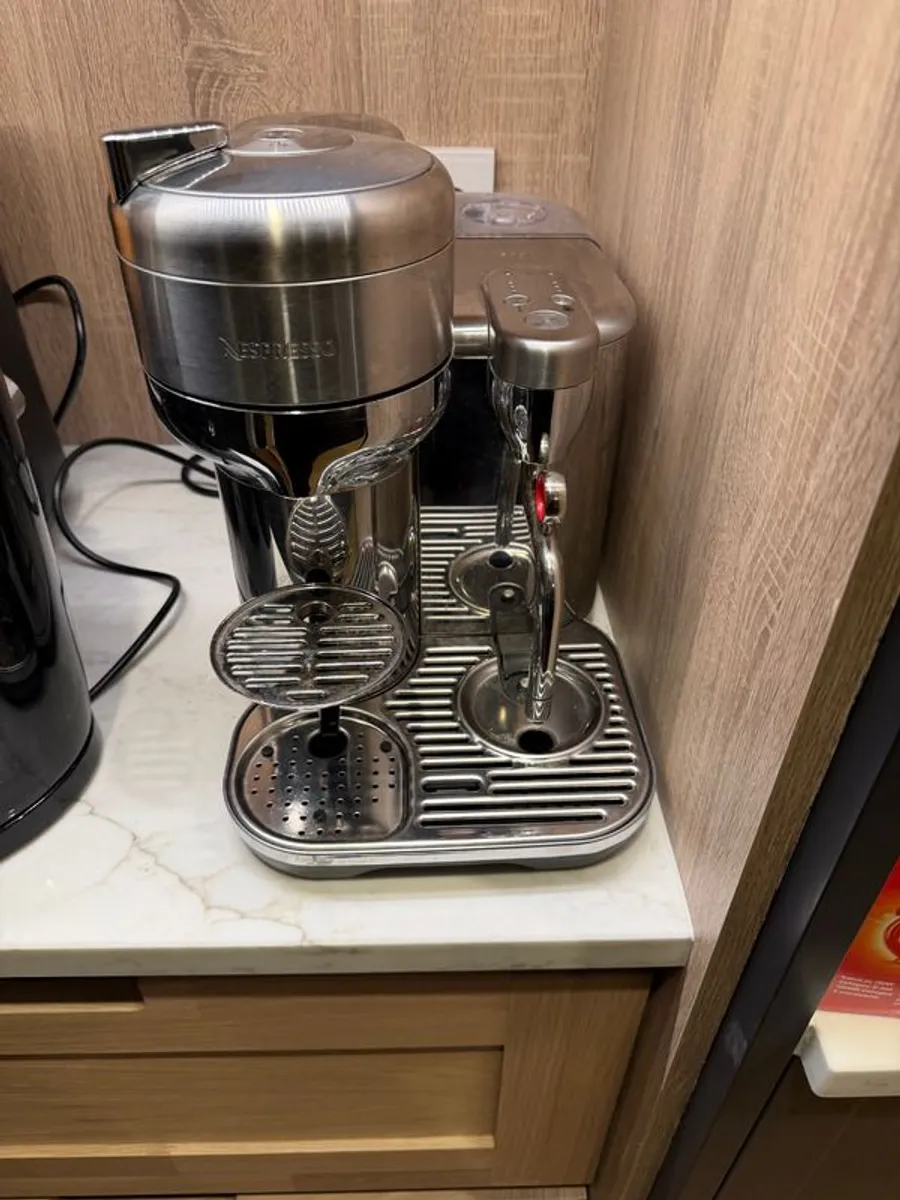 Sage Nespresso Vertuo Creatista Brushed Stainless Steel - Image 1